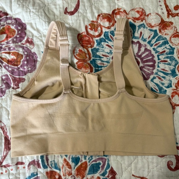 EUC Prairie Wear Hugger Vida Bra - Picture 7 of 9